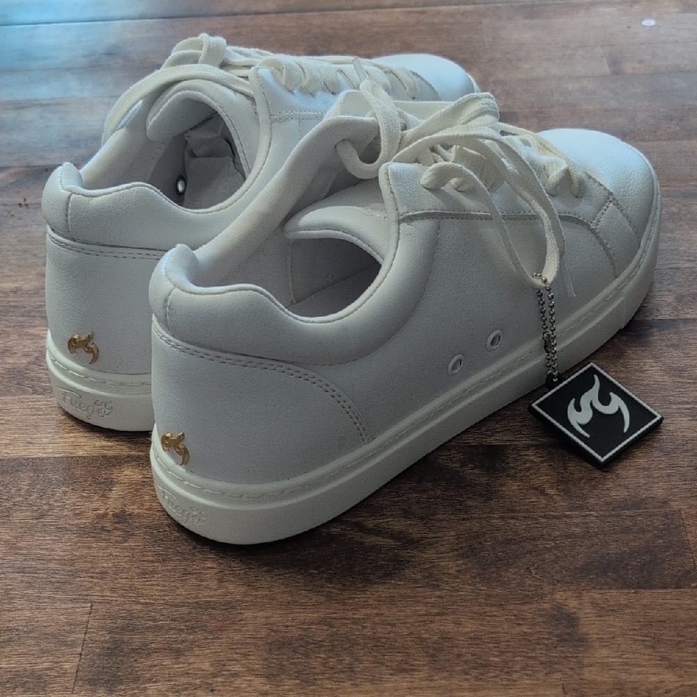 Fuego Dance Shoes White Sneakers with Gold Logo Unisex Women's 10.5 Men 9.5